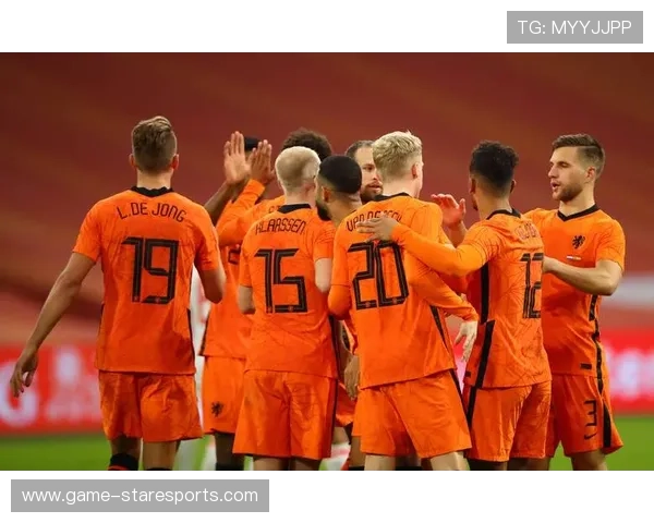 荷兰足球历史前十名球员排行榜及其精彩表现回顾