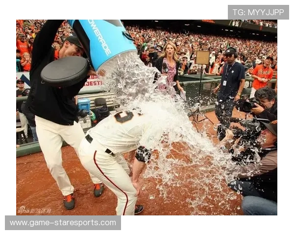 足球球星泡冰桶降温挑战揭秘 冰水温度达到多少度对恢复最有效